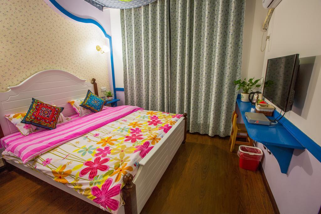 Zhangjiajie April Hostel Δωμάτιο φωτογραφία